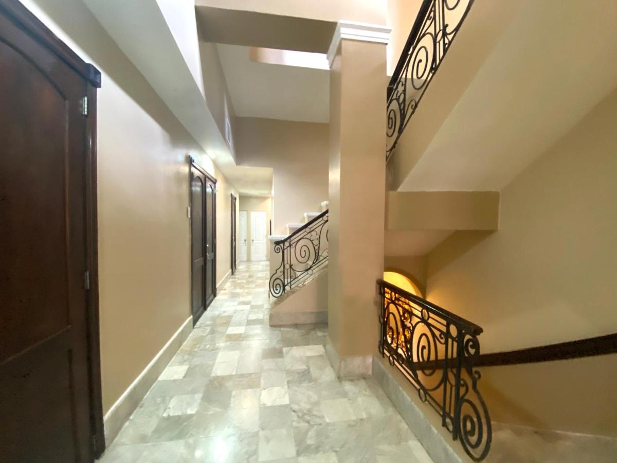 Magnolia Hotel